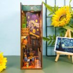 Vincent's World book nook kit - Image 2