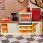 Yum Yum Burgers Book Nook kit - Image 3