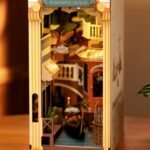 Romantic Venice Book Nook kit - Image 5