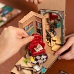 Shakespeare Book Nook kit - Image 4