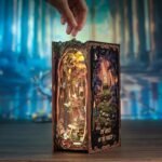 The Grace of The Forest Book Nook kit - Image 2